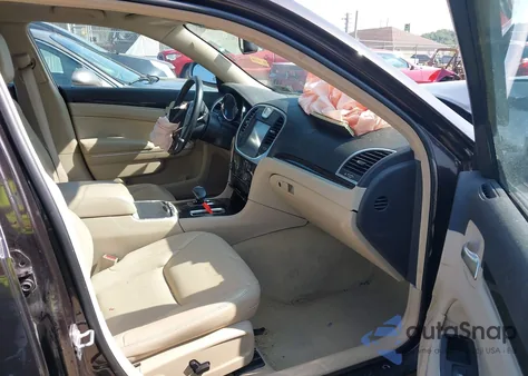 2013 Chrysler 300 Motown from USA, damaged, VIN 2C3CCARG3DH567500